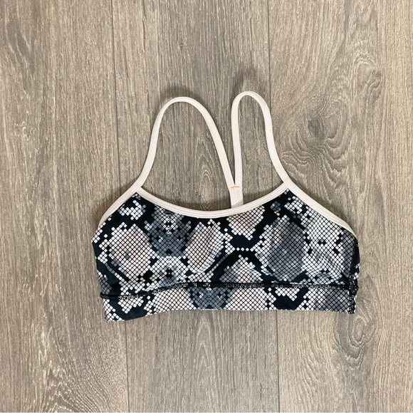 Lululemon Flow Y Bra IV  Ziggy Snake Butter Pink Black Butter Pink Size 4 - Picture 3 of 8